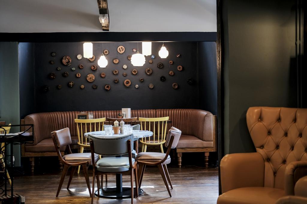 Cromwell Arms Country Pub With Gasthof 4*