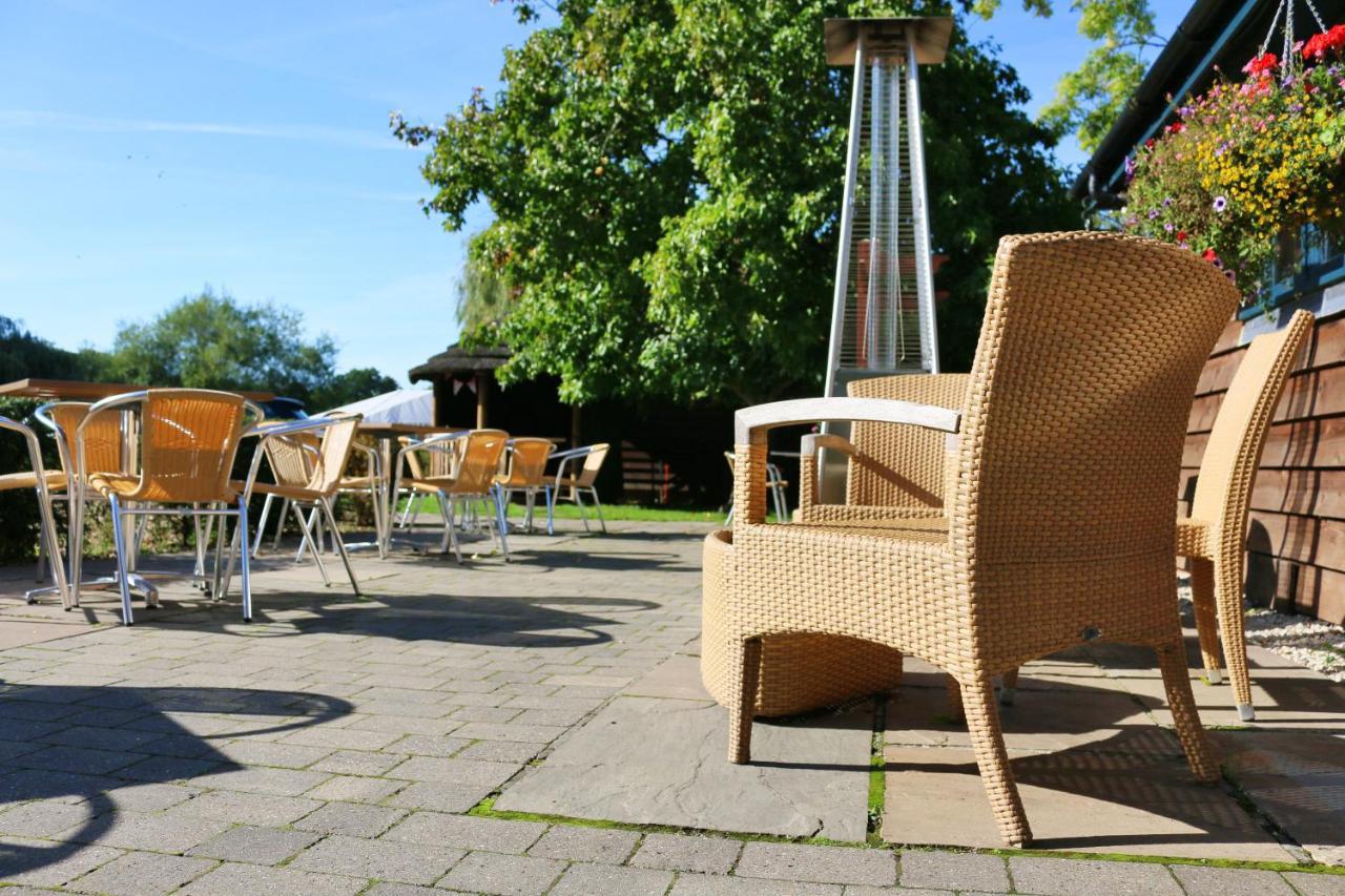 Gasthof Cromwell Arms Country Pub With